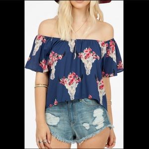 Off the shoulder desert skull top